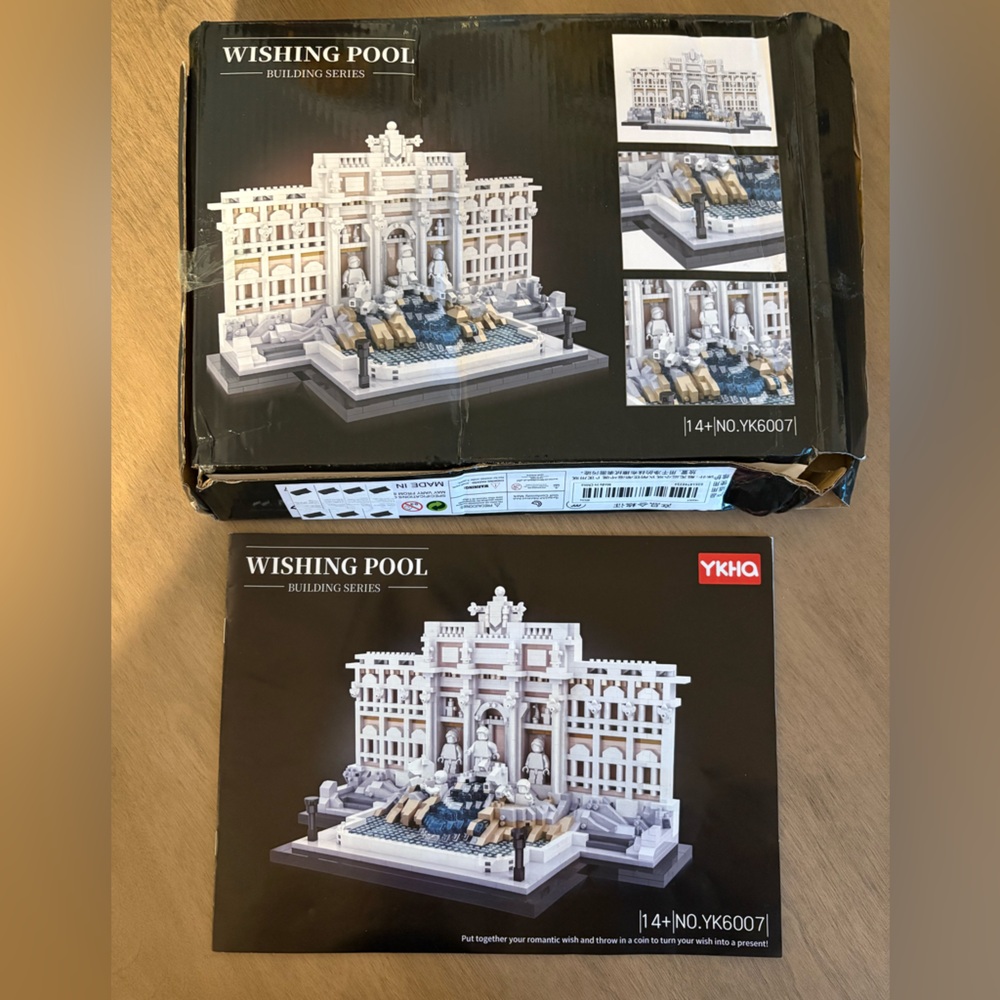 Mini blocks- Trevi Fountain
